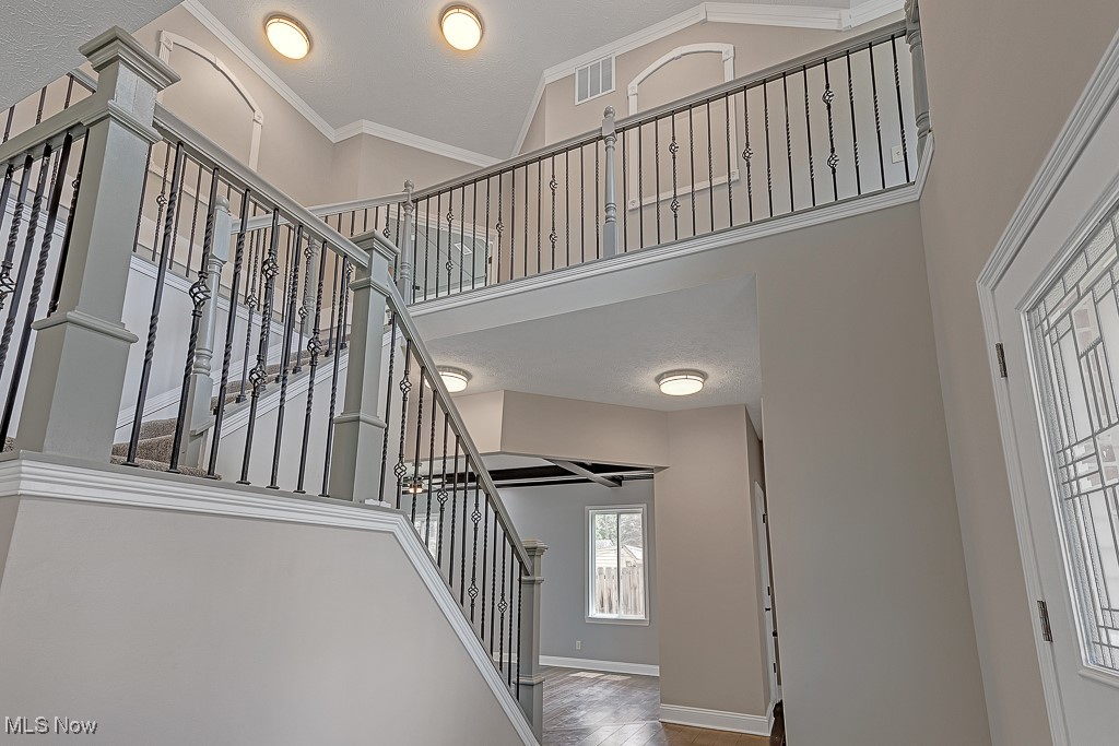 491 Parkside Drive Bay Village OH 44140