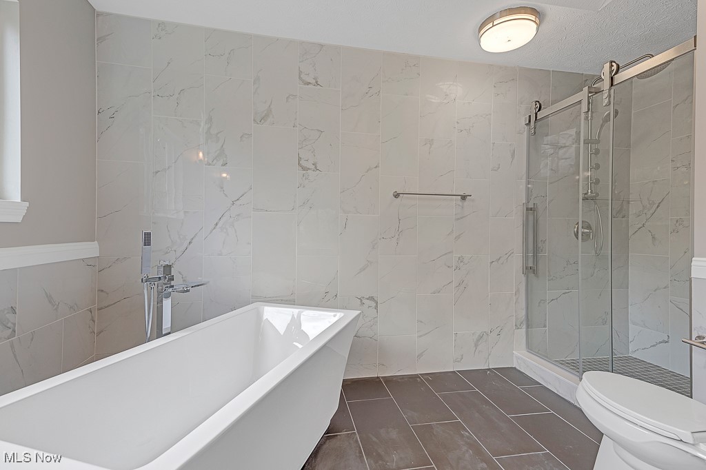 491 Parkside Drive Bay Village OH 44140