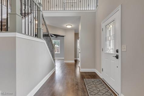 491 Parkside Drive Bay Village OH 44140