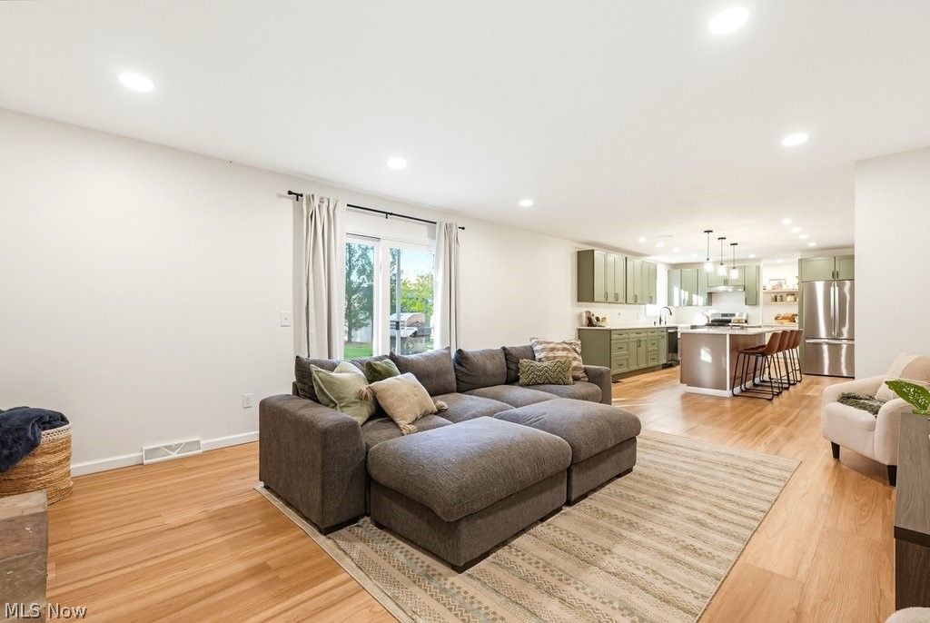 11111 Elk Run Road Chardon OH 44024