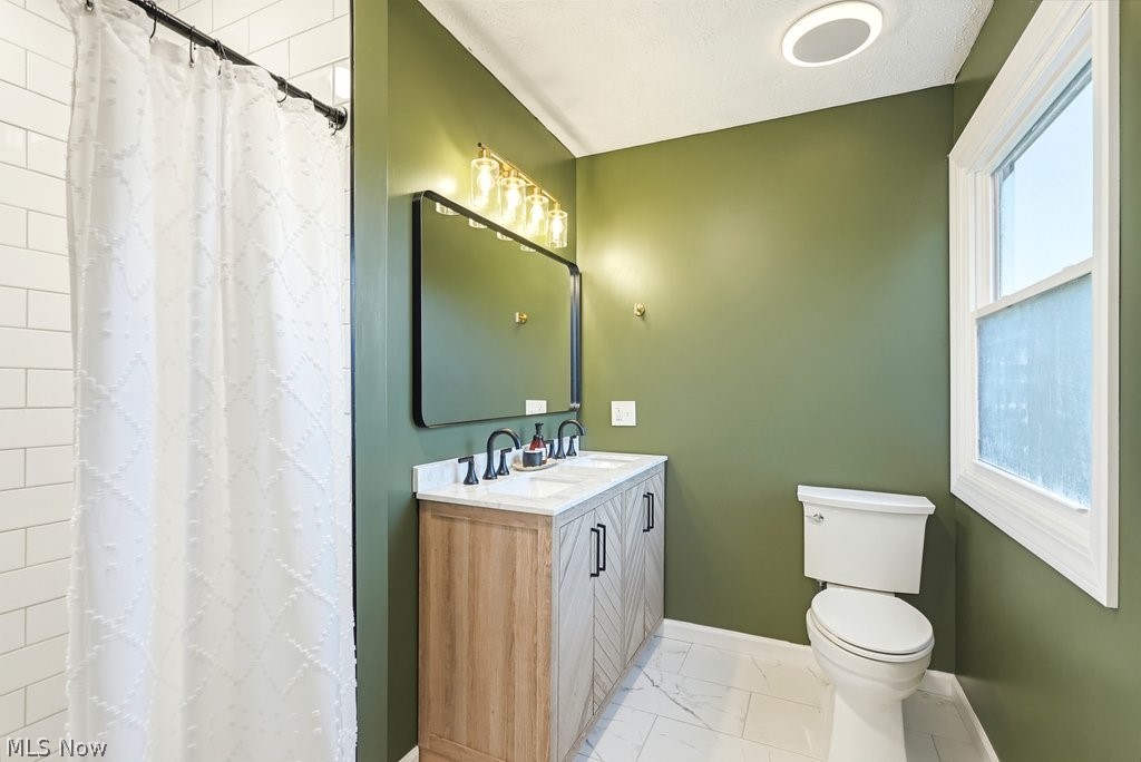 11111 Elk Run Road Chardon OH 44024