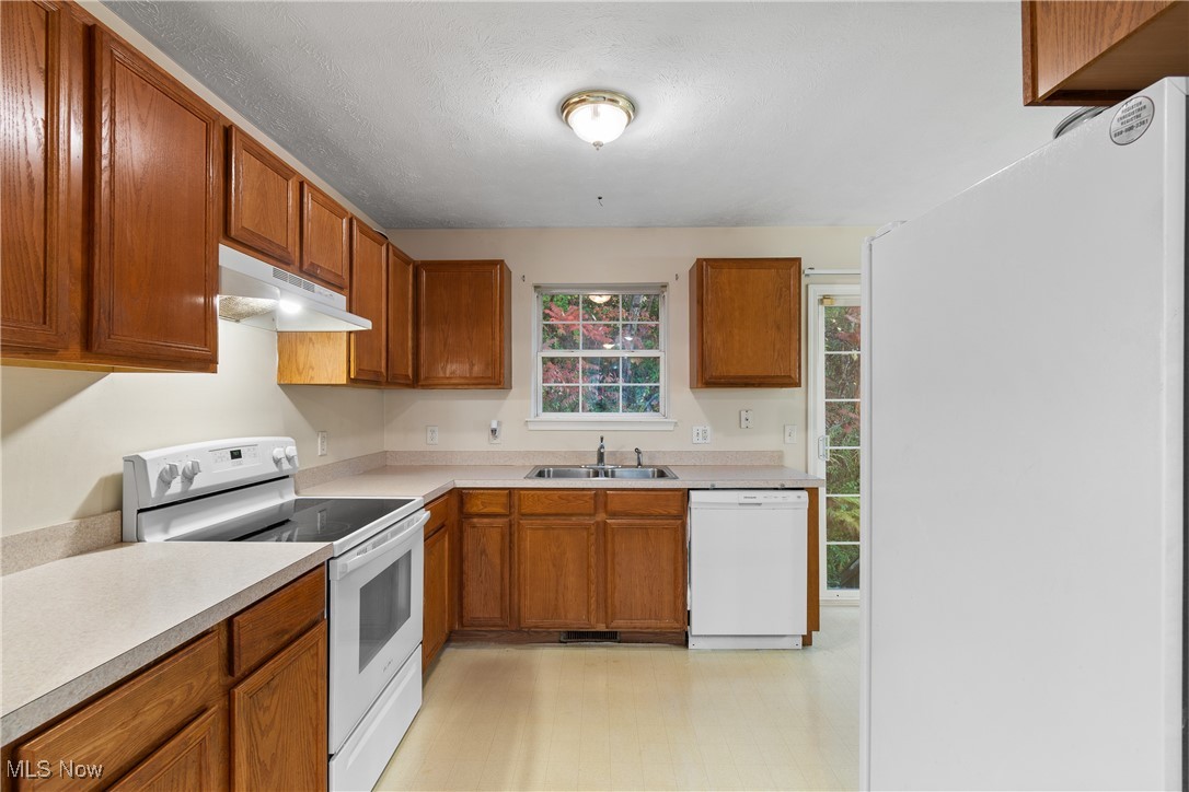 1333 Derbydale Road Akron OH 44306