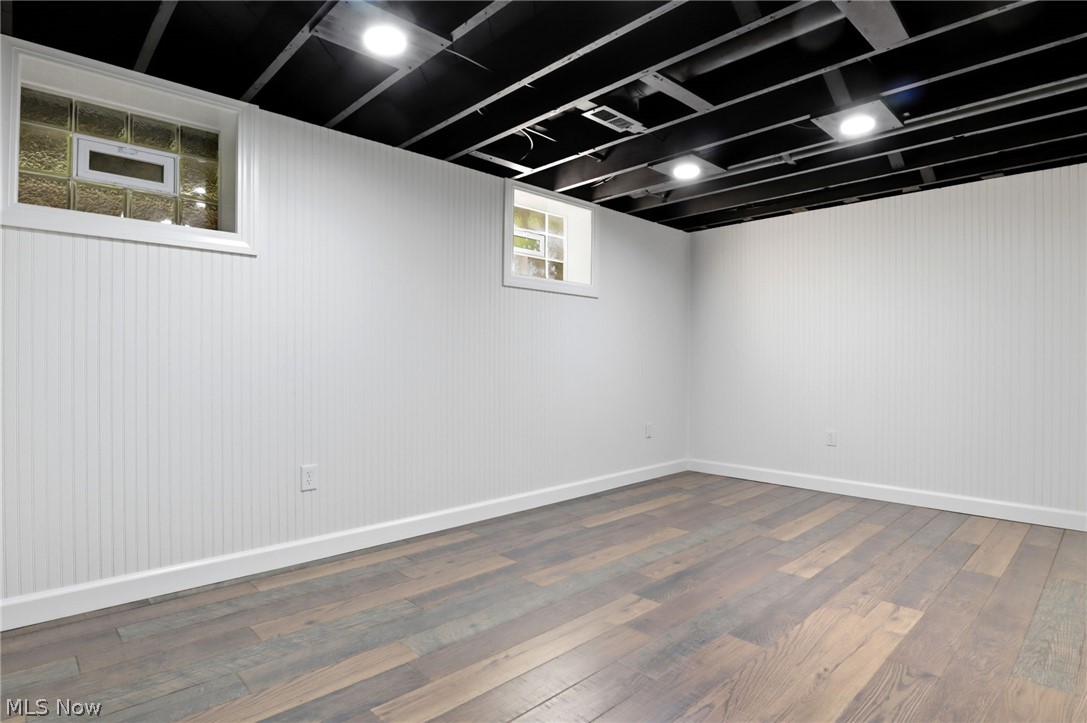 523 Rotunda Avenue Akron OH 44333