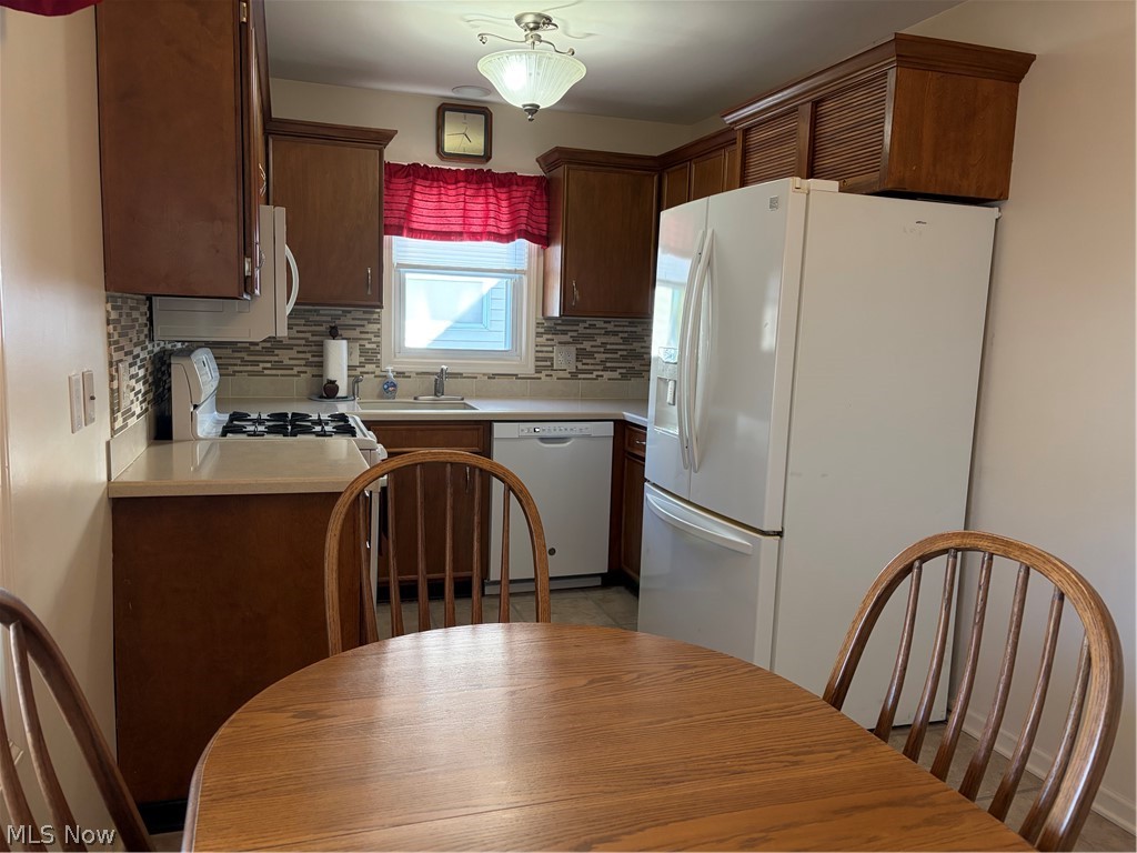 2720 Walbrook Avenue Cleveland OH 44109