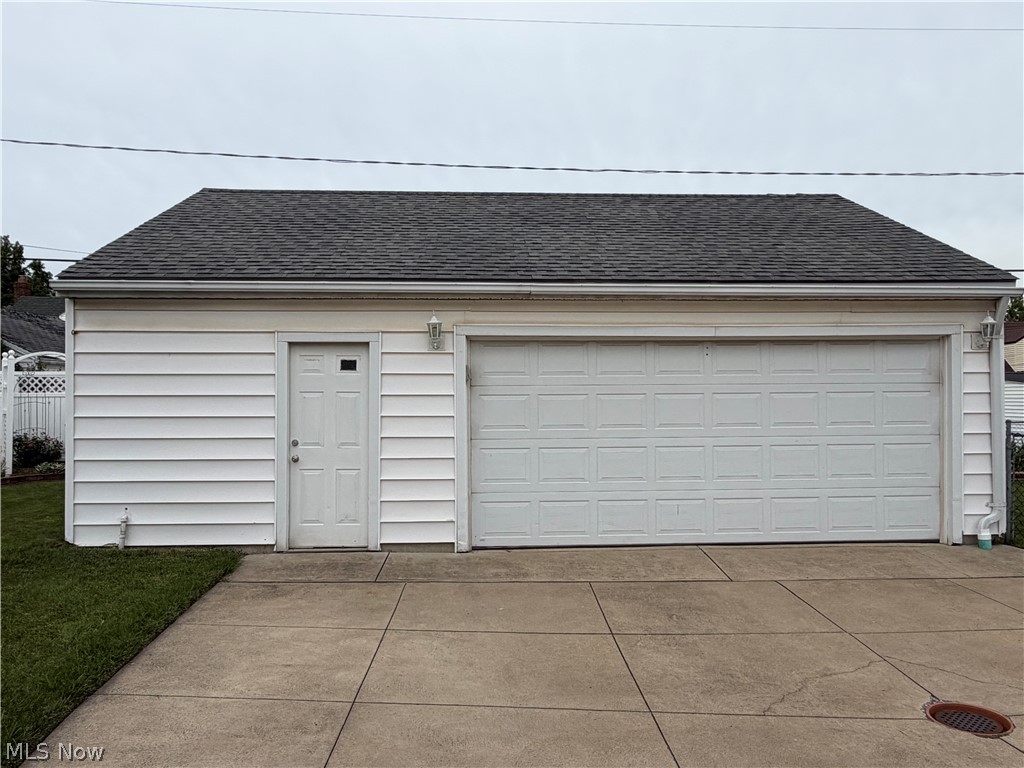 2720 Walbrook Avenue Cleveland OH 44109