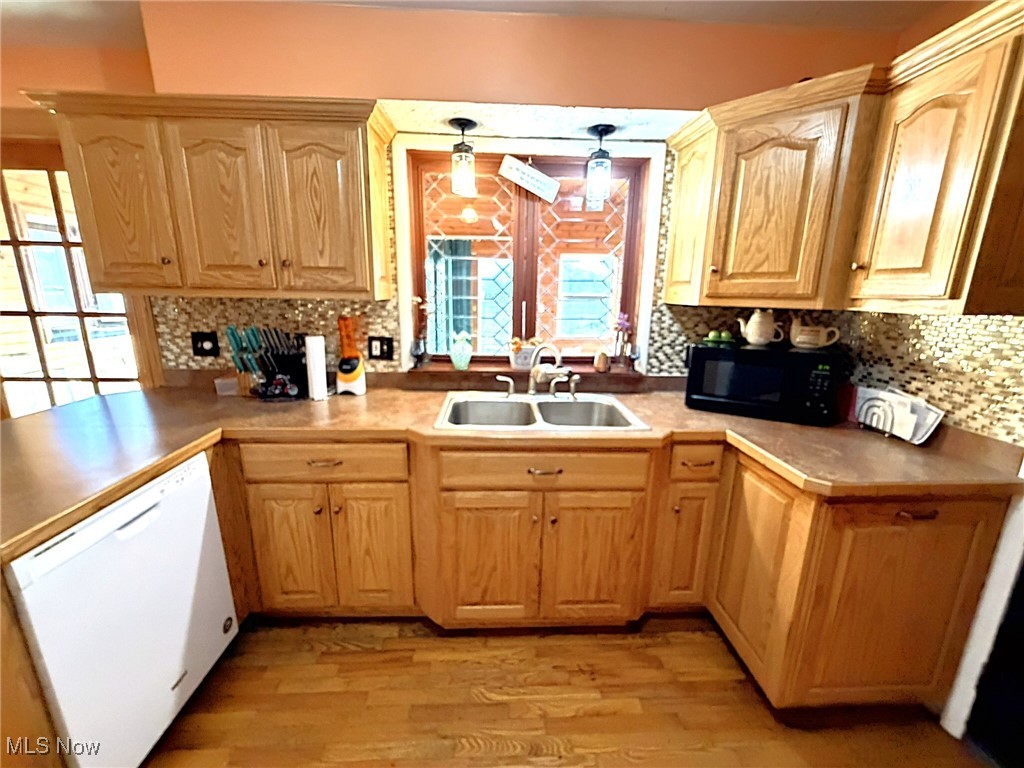 737 Dunny Avenue Sheffield Lake OH 44054
