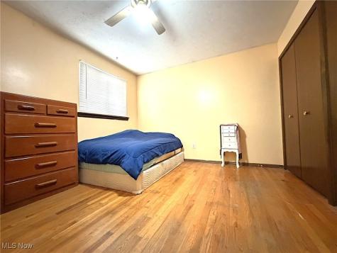 737 Dunny Avenue Sheffield Lake OH 44054