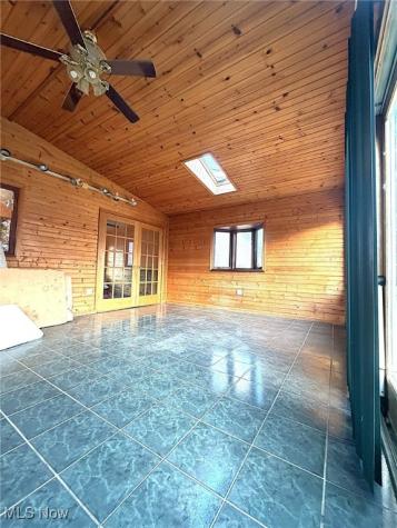 737 Dunny Avenue Sheffield Lake OH 44054