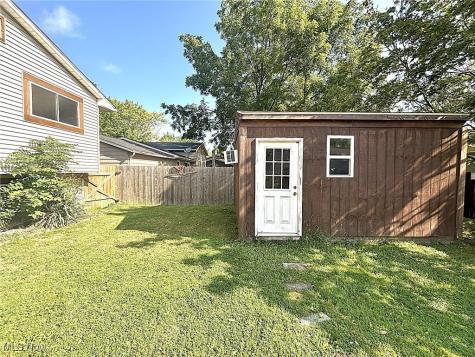 737 Dunny Avenue Sheffield Lake OH 44054