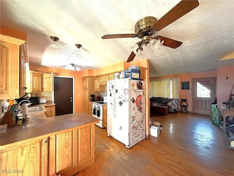 737 Dunny Avenue Sheffield Lake OH 44054