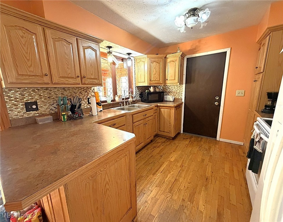 737 Dunny Avenue Sheffield Lake OH 44054