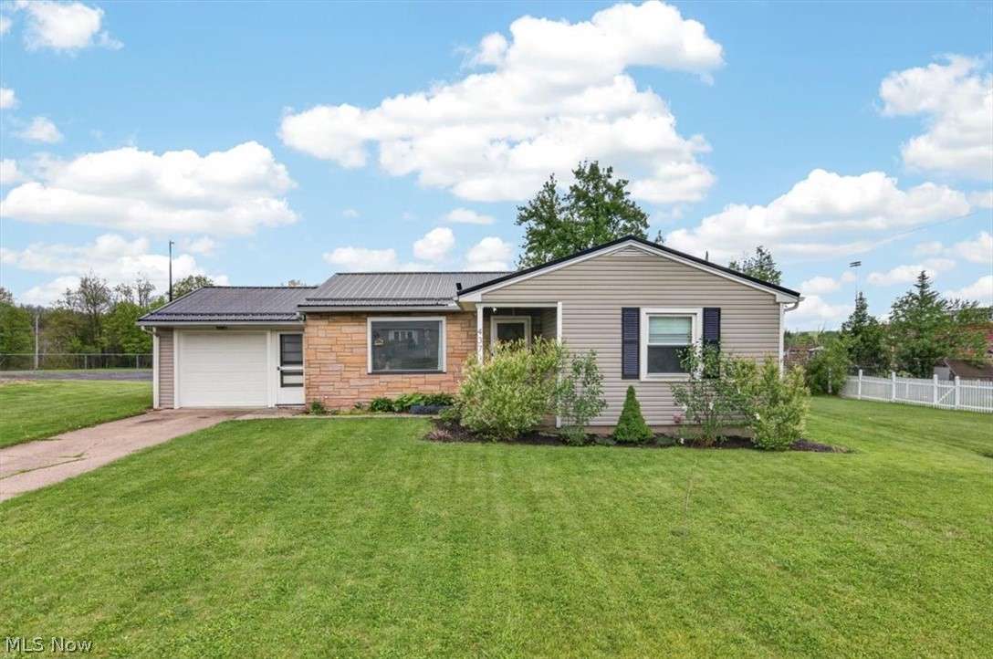 437 E Wilson Avenue Girard OH 44420