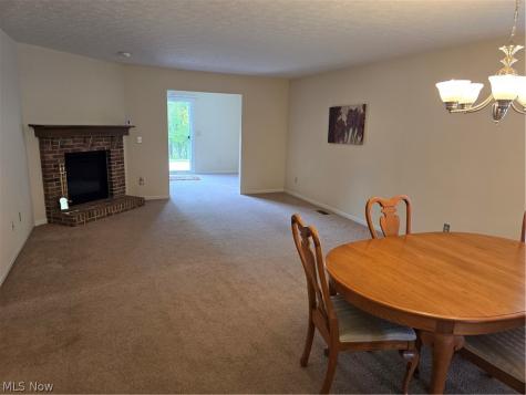 136 Haydens Arbor Elyria OH 44035