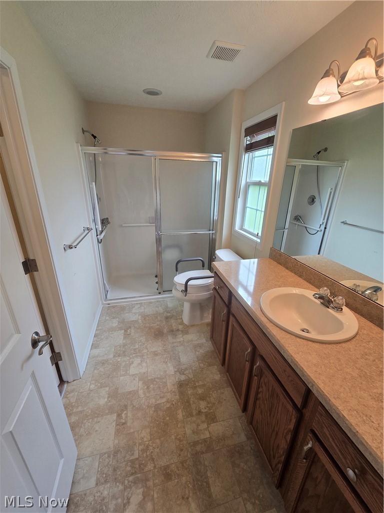 136 Haydens Arbor Elyria OH 44035