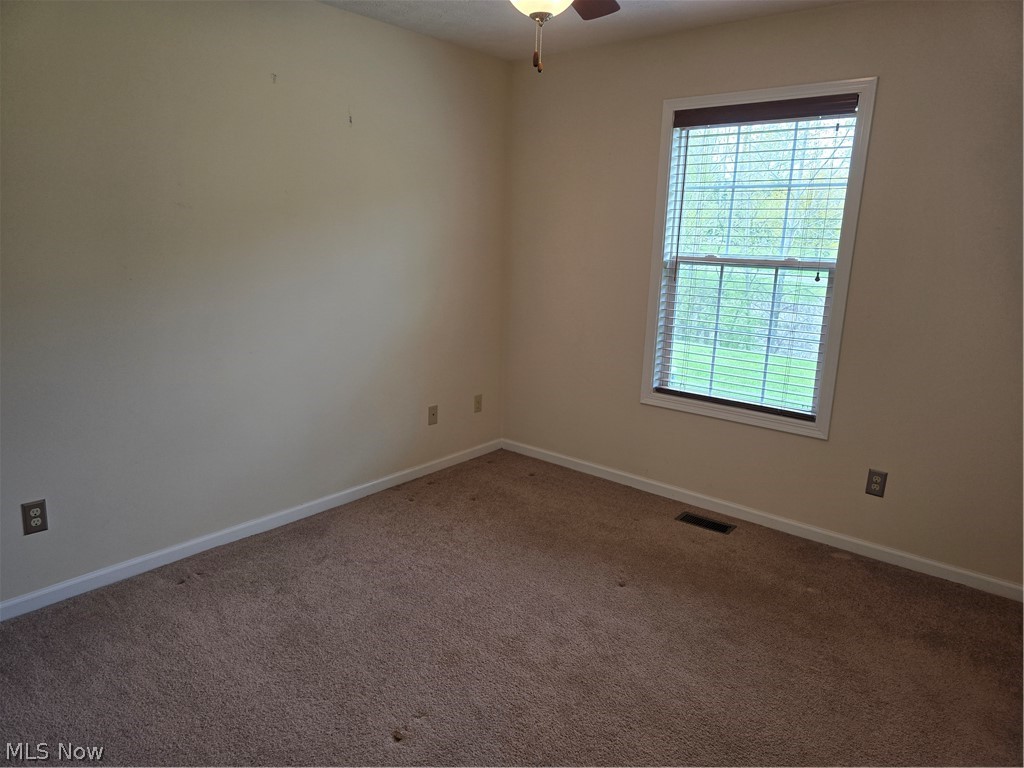 136 Haydens Arbor Elyria OH 44035