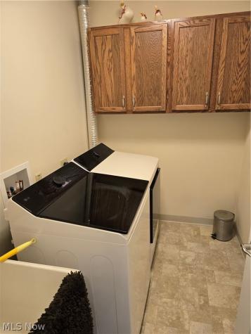 136 Haydens Arbor Elyria OH 44035
