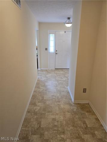 136 Haydens Arbor Elyria OH 44035