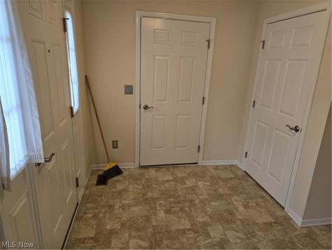 136 Haydens Arbor Elyria OH 44035