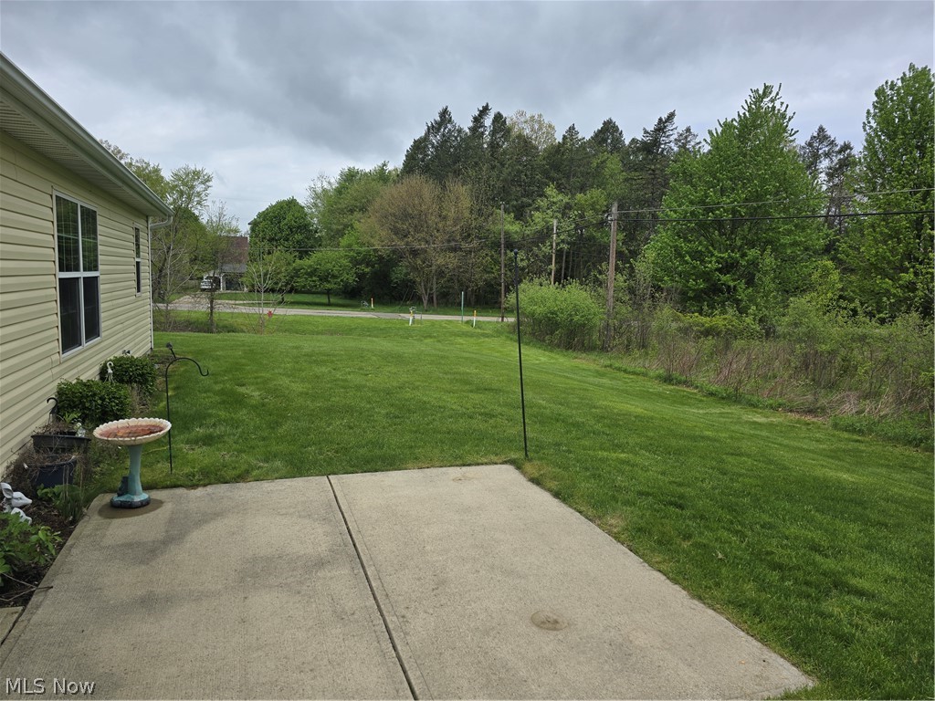 136 Haydens Arbor Elyria OH 44035