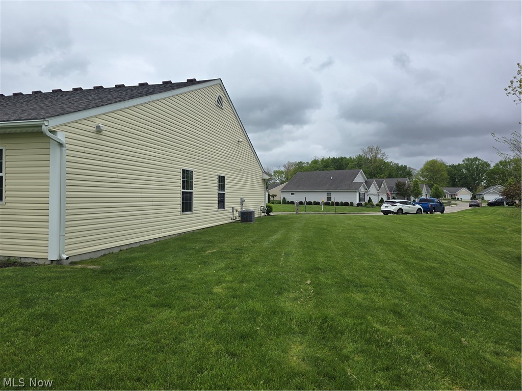 136 Haydens Arbor Elyria OH 44035