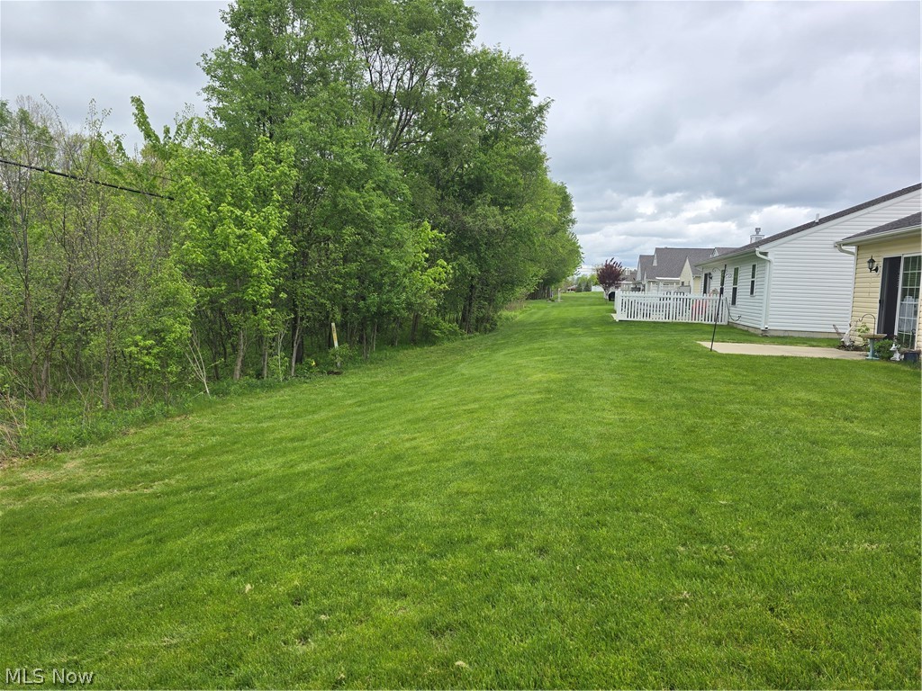 136 Haydens Arbor Elyria OH 44035