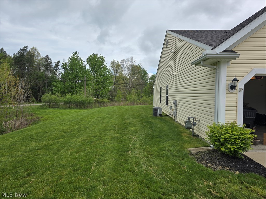 136 Haydens Arbor Elyria OH 44035