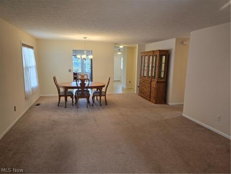 136 Haydens Arbor Elyria OH 44035