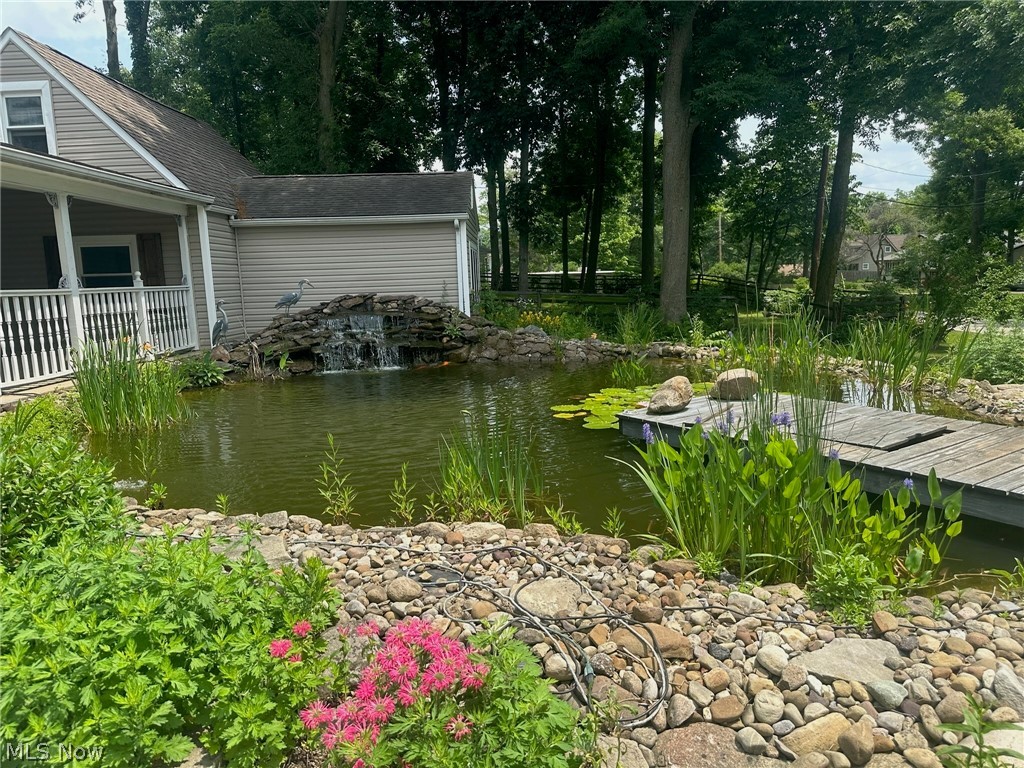 549 Perry Road Tallmadge OH 44278