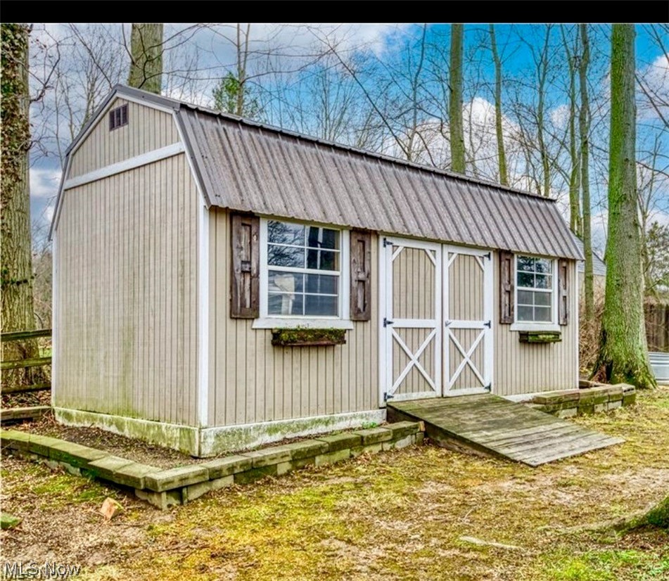 549 Perry Road Tallmadge OH 44278