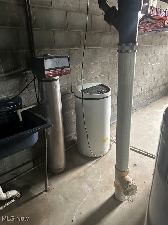 1351 Bradford Street NW Warren OH 44485