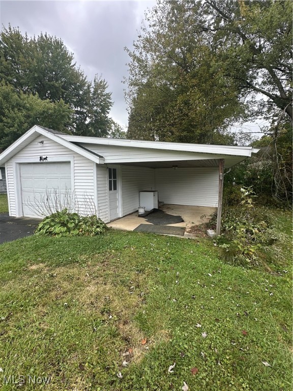 1351 Bradford Street NW Warren OH 44485