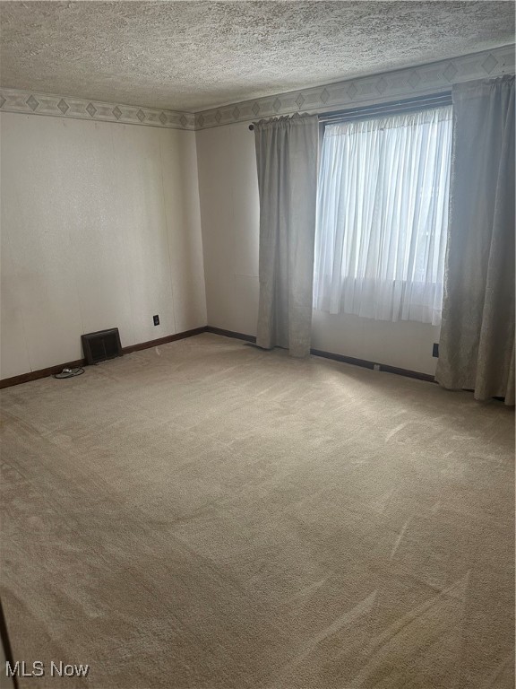 1351 Bradford Street NW Warren OH 44485