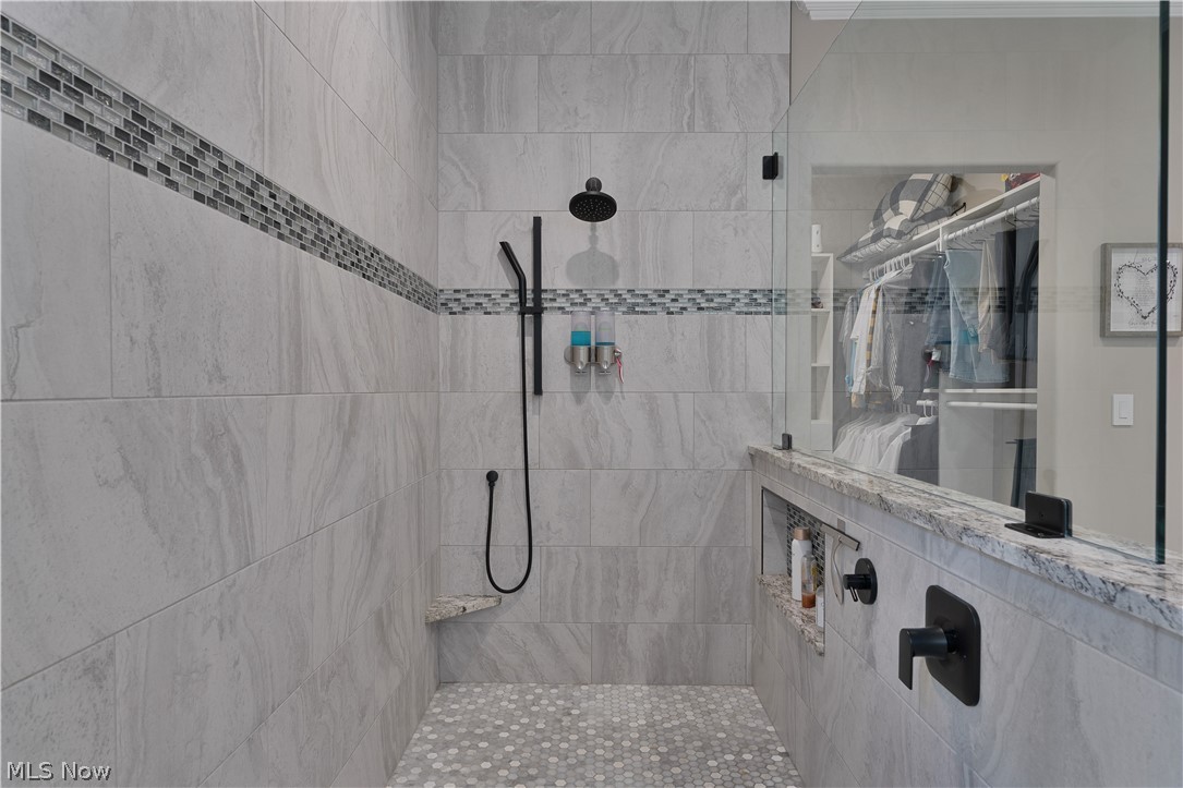2900 Whispering Pines Drive Canfield OH 44406
