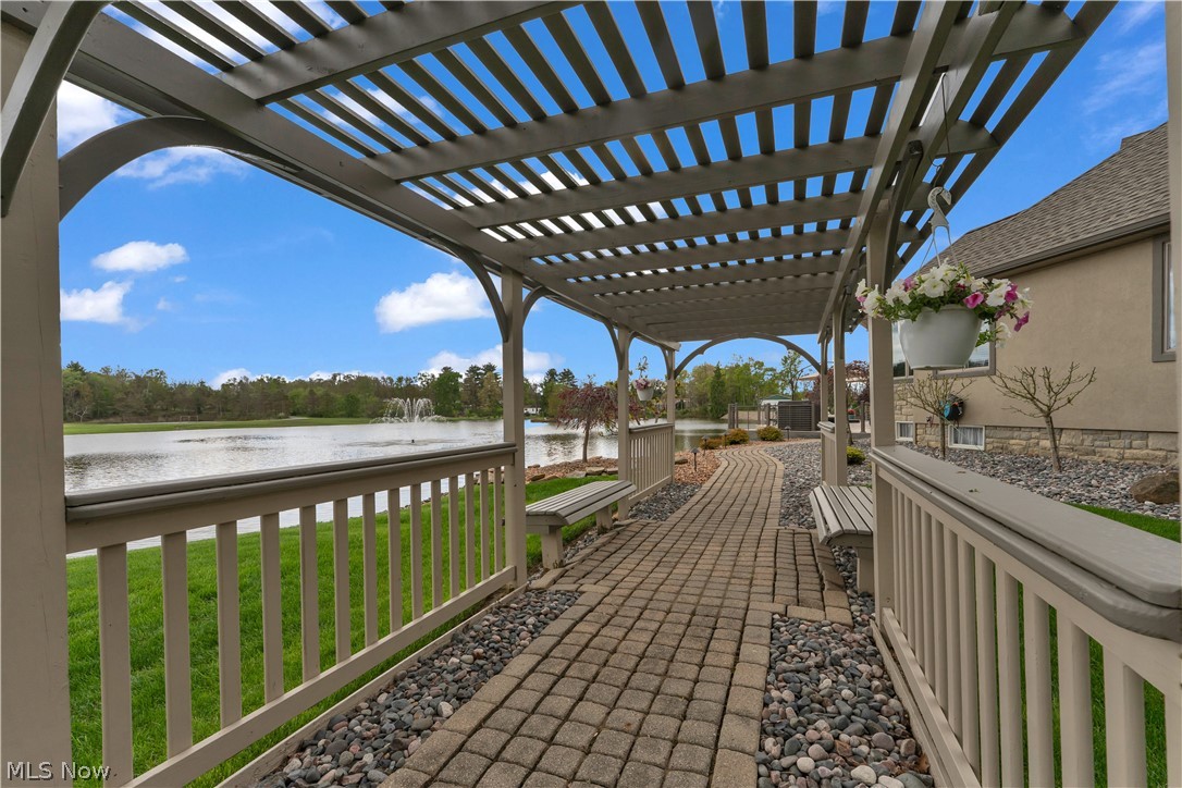 2900 Whispering Pines Drive Canfield OH 44406