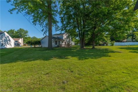 6301 Fiesta Court Lorain OH 44053