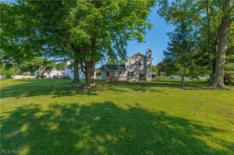 6301 Fiesta Court Lorain OH 44053