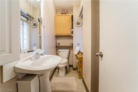 3387 W 125th Street Cleveland OH 44111