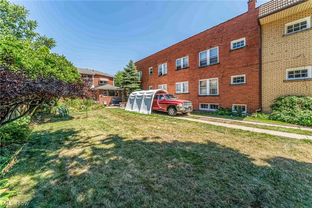 3387 W 125th Street Cleveland OH 44111