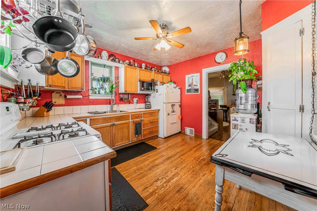 3387 W 125th Street Cleveland OH 44111