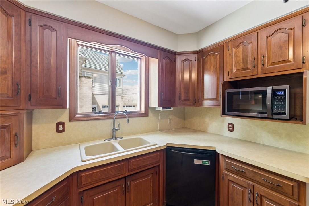3471 E Erie Avenue Lorain OH 44052