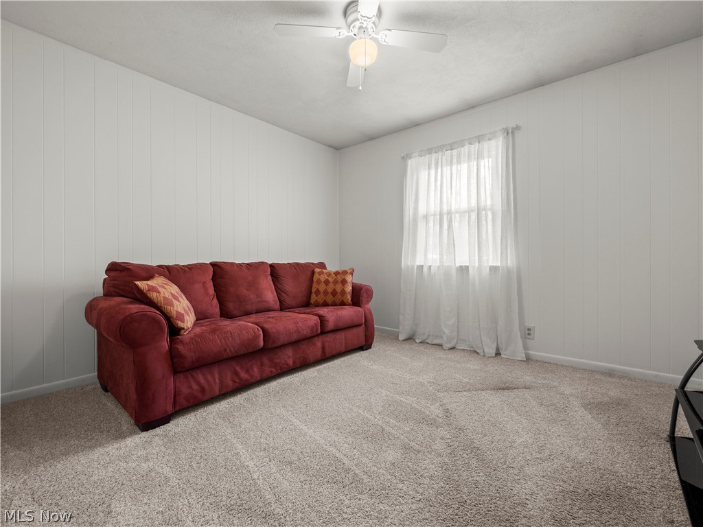 3845 Dresden Road Zanesville OH 43701