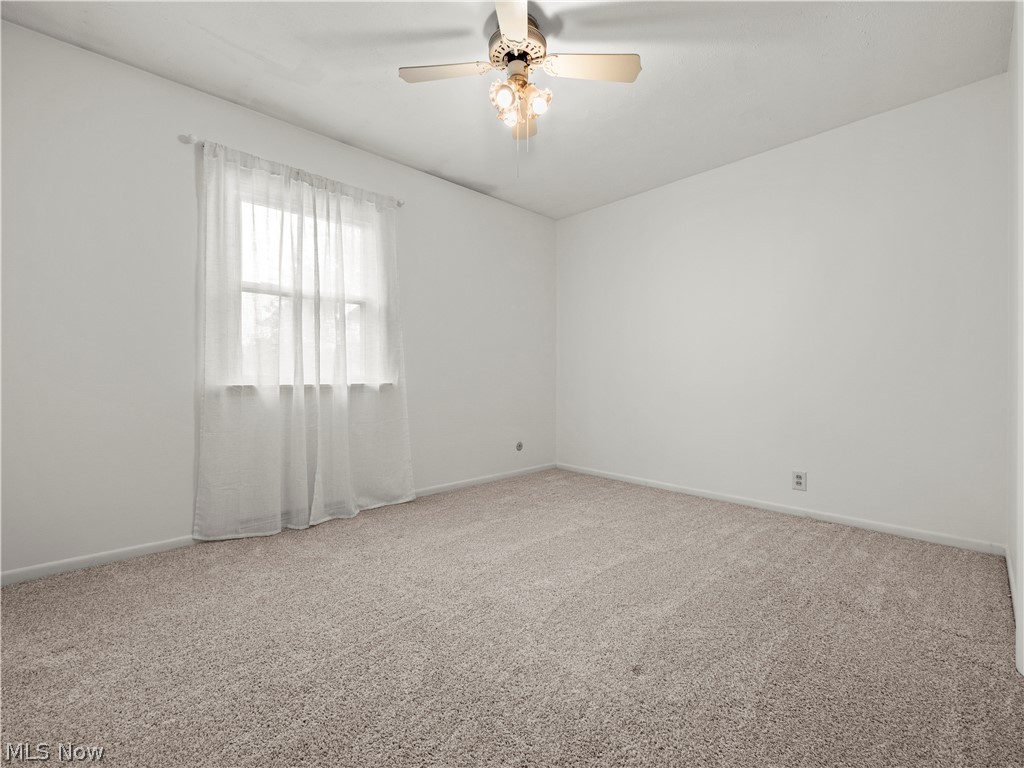 3845 Dresden Road Zanesville OH 43701