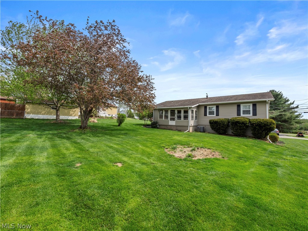 3845 Dresden Road Zanesville OH 43701