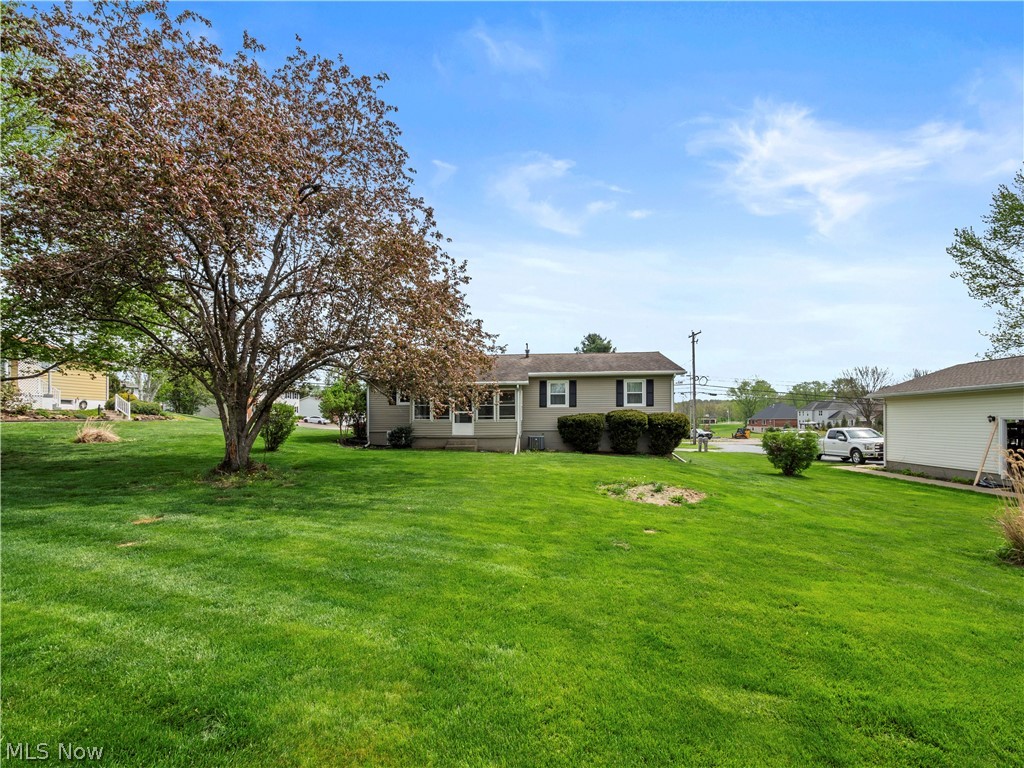 3845 Dresden Road Zanesville OH 43701
