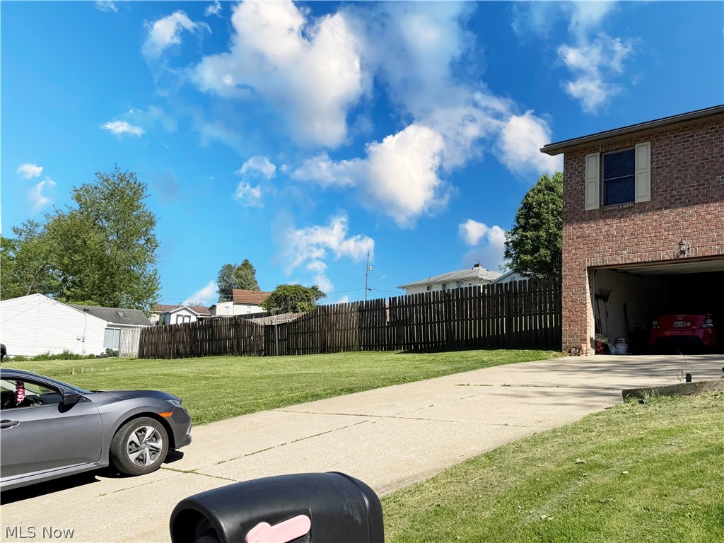 170 Crawford Avenue Wintersville OH 43953