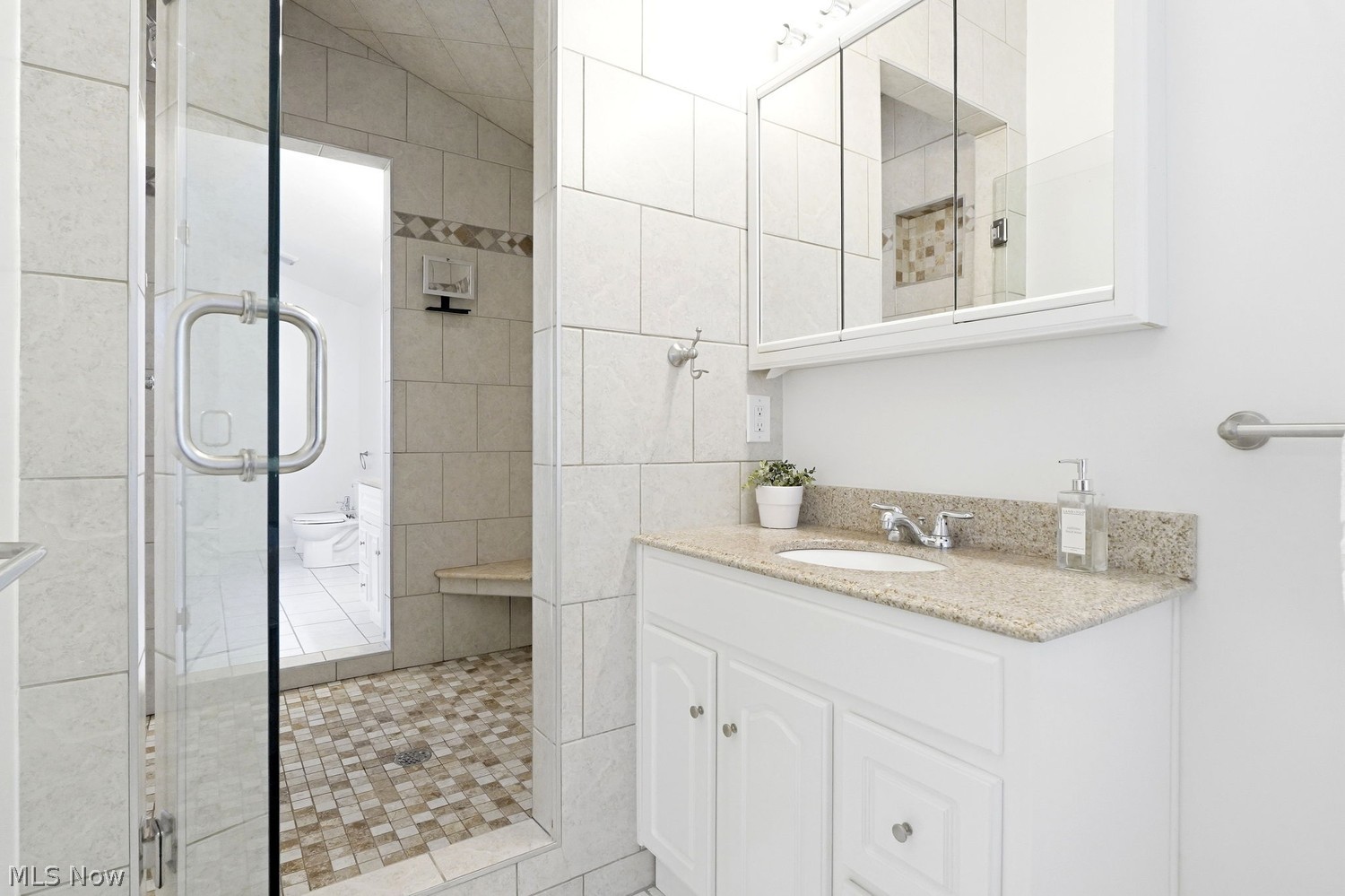 15 E Summit Street Chagrin Falls OH 44022