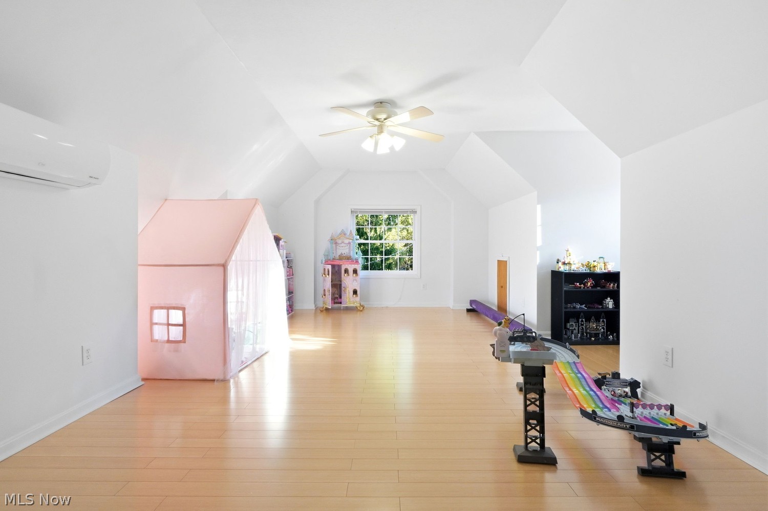 15 E Summit Street Chagrin Falls OH 44022