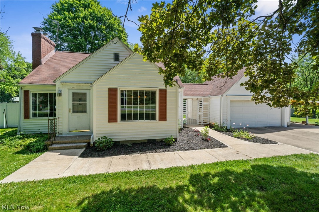 1489 Earhart Avenue Akron OH 44320