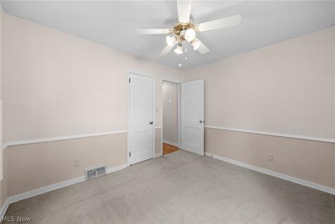 1489 Earhart Avenue Akron OH 44320