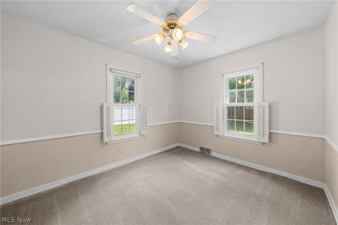 1489 Earhart Avenue Akron OH 44320